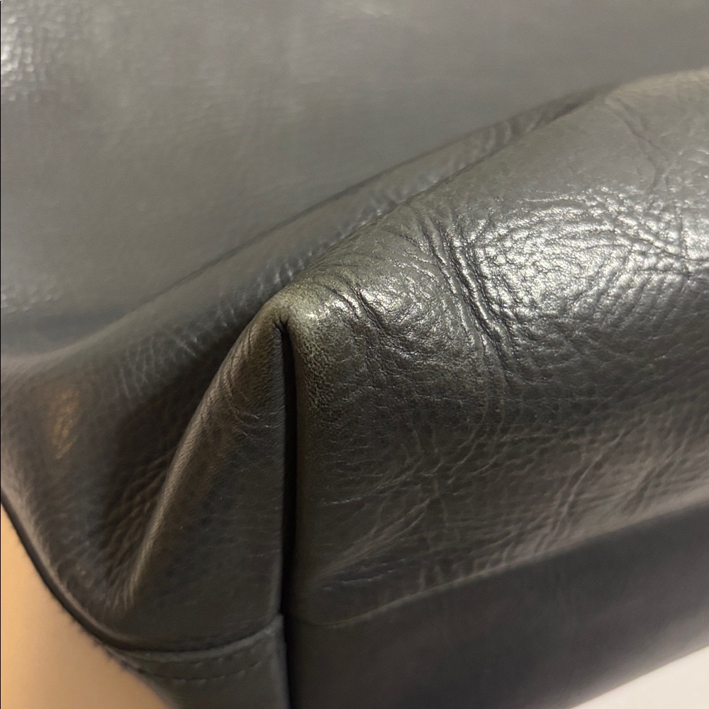 Madewell Leather The Zip-Top Medium Transport Leather Tote Navy - Picture 13 of 16